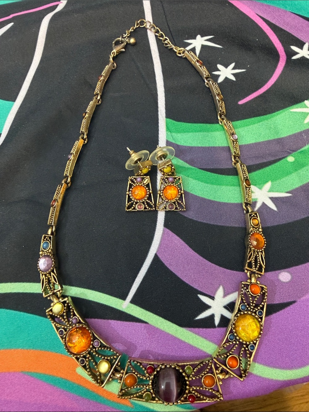 Antique-Style Multicolor Gemstone Necklace and Earring Set